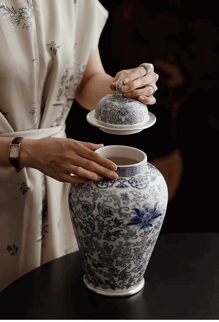 Silver-gilt Blue-and-white General's Jar Urn