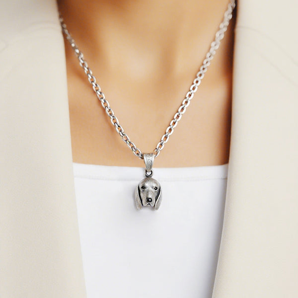 Cadeau personnalisé pour votre Basset Hound : un pendentif commémoratif en argent fait main à partir de son portrait