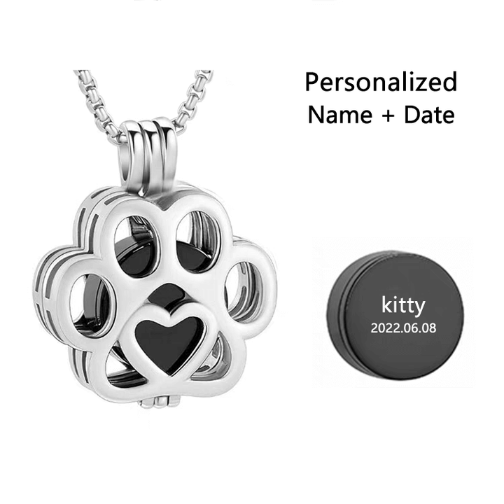 Paw print necklace with heart detail and personalized nameplate 