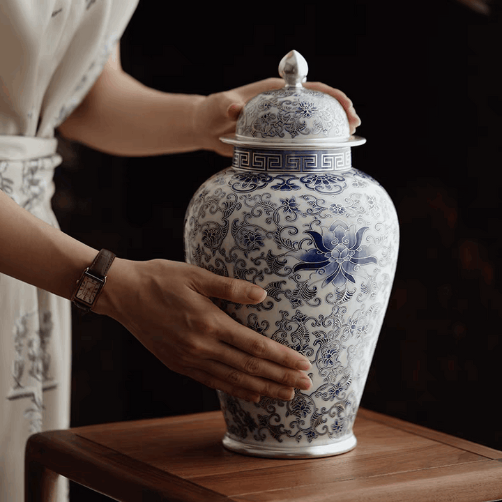 Silver-gilt Blue-and-white General's Jar Urn